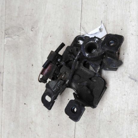 zamok-kapota-audi-a6-c5-restailing-art-75344-big-1