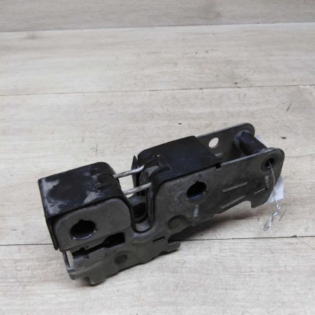 zamok-kapota-skoda-yeti-i-art-75392-big-0