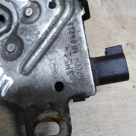 zamok-kapota-ford-focus-2-art-75495-big-3