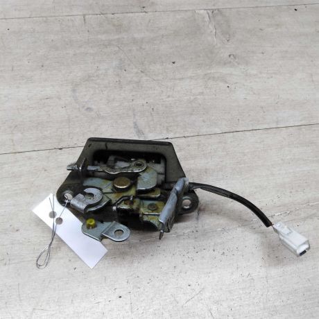 zamok-kryski-bagaznika-nissan-almera-ii-n16-art-77571-big-0