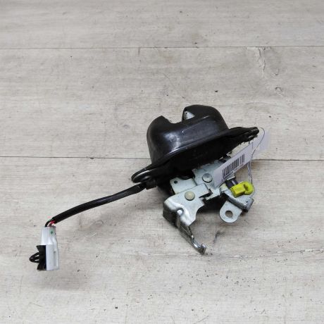 zamok-kryski-bagaznika-nissan-almera-ii-n16-art-77571-big-3