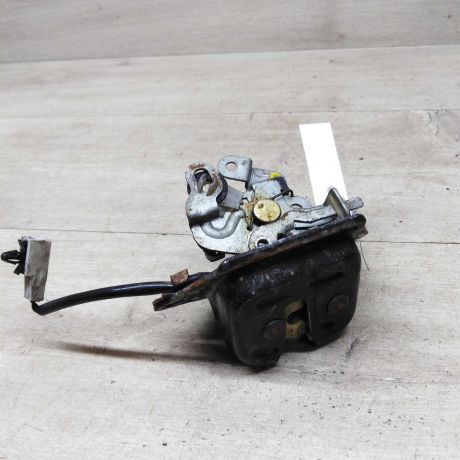 zamok-kryski-bagaznika-nissan-almera-ii-n16-art-77599-big-1