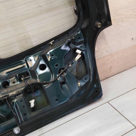 kryska-bagaznika-xetcbek-mazda-323-art-77963-big-9