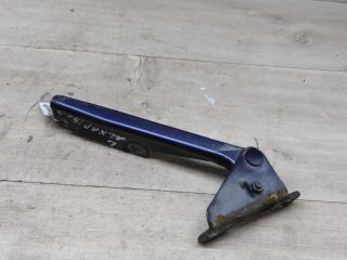 petlia-kapota-levaia-mitsubishi-carisma-i-liftbek-art-79420