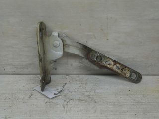 petlia-kapota-levaia-lada-largus-renault-logan-i-art-80314