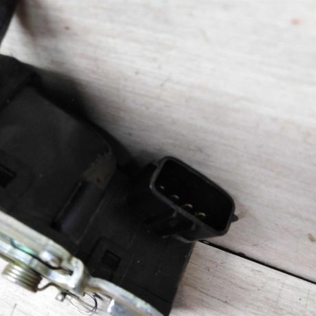 zamok-kryski-bagaznika-kia-ceed-ii-art-81636-big-3