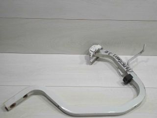 petlia-kryski-bagaznika-pravaia-renault-logan-ii-art-82083