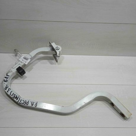 petlia-kryski-bagaznika-pravaia-renault-logan-ii-art-82083-big-3