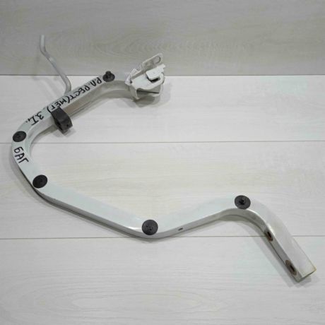 petlia-kryski-bagaznika-levaia-renault-logan-ii-art-82141-big-0