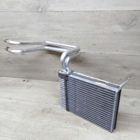 radiator-pecki-salona-ford-focus-3-art-82317-big-0