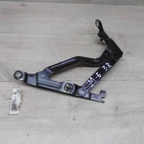 petlia-kryski-bagaznika-zadniaia-pravaia-sedan-mazda-6-art-82695-big-0