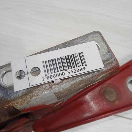 petlia-kapota-pravaia-audi-a6-c4-audi-100-c4-art-83024-big-2