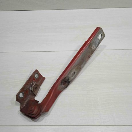 petlia-kapota-levaia-audi-a6-c4-audi-100-c4-art-83035-big-2