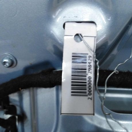 kryska-bagaznika-audi-a3-8l-art-83200-big-4