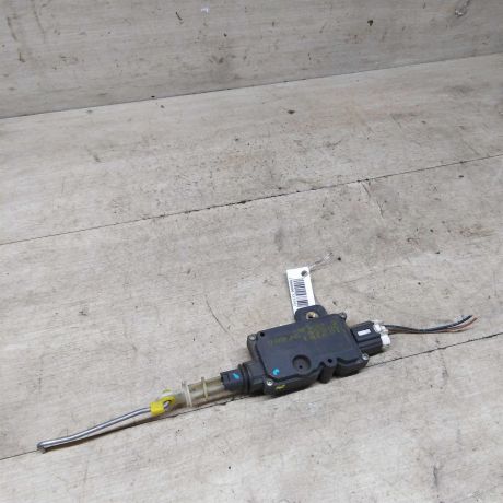 servoprivod-zamka-bagaznika-nissan-primera-p11-art-83849-big-0