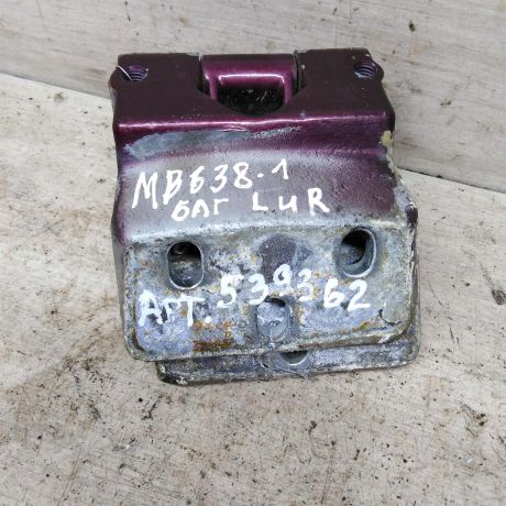 petlia-kryski-bagaznika-mercedes-vito-w638-art-84108-big-0