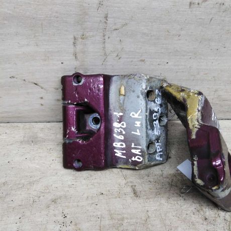 petlia-kryski-bagaznika-mercedes-vito-w638-art-84108-big-1