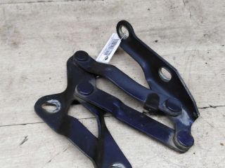 petlia-kapota-pravaia-ford-galaxy-volkswagen-sharan-seat-alhambra-i-art-84438