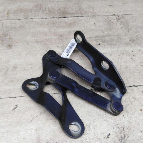 petlia-kapota-pravaia-ford-galaxy-volkswagen-sharan-seat-alhambra-i-art-84438-big-0