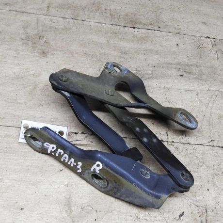 petlia-kapota-pravaia-ford-galaxy-volkswagen-sharan-seat-alhambra-i-art-84438-big-1