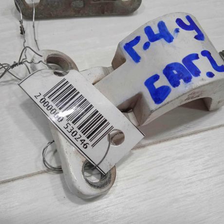 petlia-kryski-bagaznika-universal-volkswagen-golf-4-art-84485-big-1