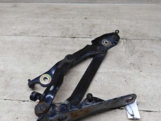 petlia-kryski-bagaznika-levaia-mazda-3-bk-art-85375