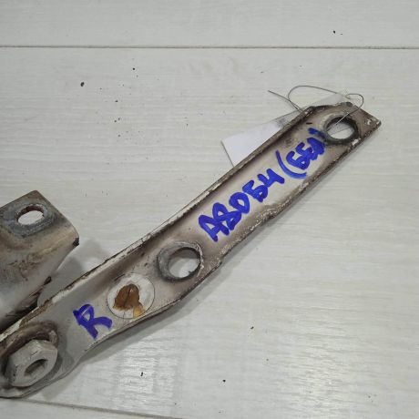 petlia-kapota-pravaia-audi-80-b4-art-85746-big-2