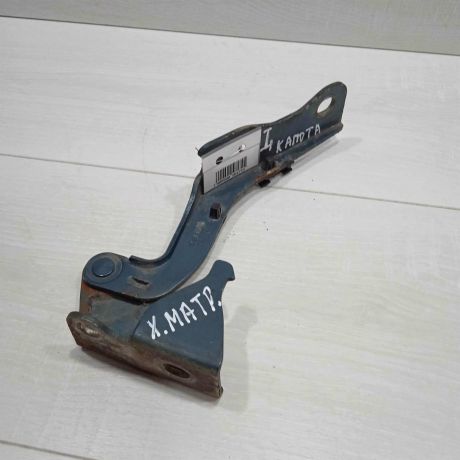 petlia-kapota-levaia-hyundai-matrix-art-86636-big-0