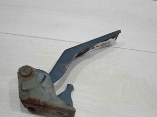 petlia-kapota-pravaia-hyundai-matrix-art-86700