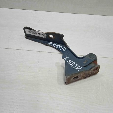 petlia-kapota-pravaia-hyundai-matrix-art-86700-big-1