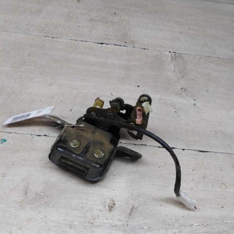 zamok-bagaznika-kia-carens-i-rs-art-86831-big-3