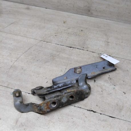 petlia-kapota-levaia-kia-carens-i-rs-art-86897-big-0