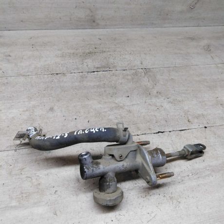 cilindr-glavnyi-scepleniia-nissan-primera-p12-art-87442-big-0