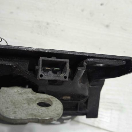 zamok-bagaznika-audi-a3-8l-art-87829-big-3