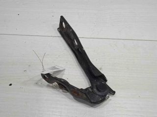 petlia-kapota-pravaia-audi-a3-8l-art-87831