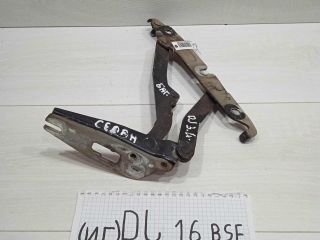 petlia-kryski-bagaznika-levaia-volkswagen-jetta-5-art-88270