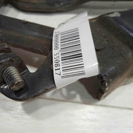 petlia-kapota-levaia-volkswagen-jetta-5-art-88357-big-3