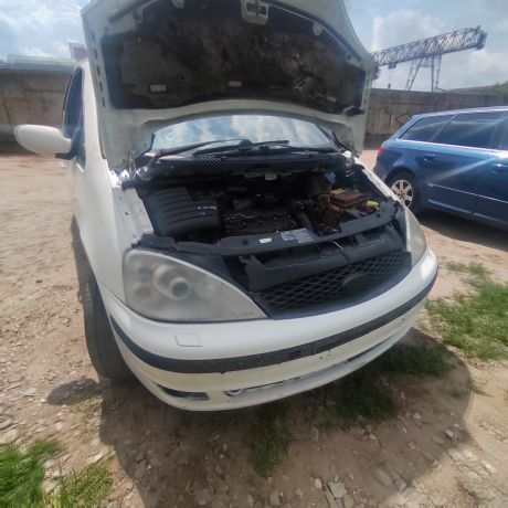 kryska-bagaznika-dver-ford-galaxy-art-88958-big-2