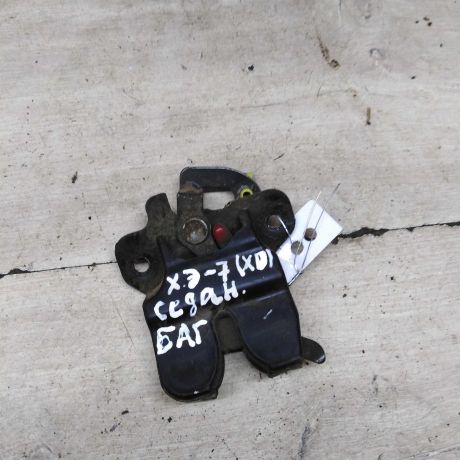 zamok-kryski-bagaznika-hyundai-elantra-iii-dorestailing-art-89287-big-0