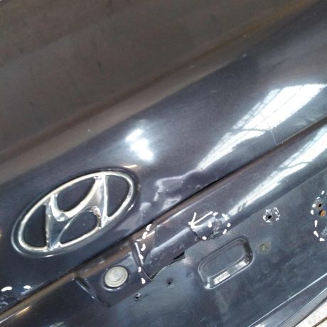 kryska-bagaznika-hyundai-elantra-iii-art-89317-big-1