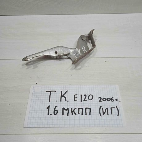 petlia-kapota-pravaia-toyota-corolla-ix-e120-e130-art-89347-big-0