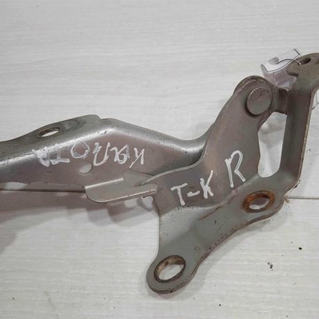 petlia-kapota-pravaia-toyota-corolla-ix-e120-e130-art-89347-big-2