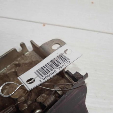 zamok-bagaznika-sedan-toyota-corolla-ix-e120-e130-art-89418-big-1