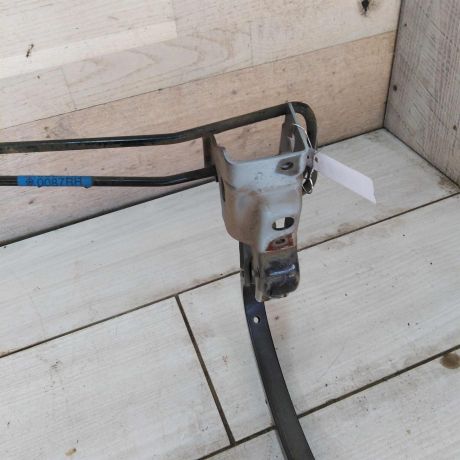 petlia-kryski-bagaznika-hyundai-elantra-iii-art-89688-big-3