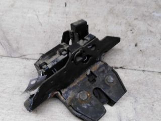 zamok-kryski-bagaznika-opel-astra-j-dorestailing-art-90263