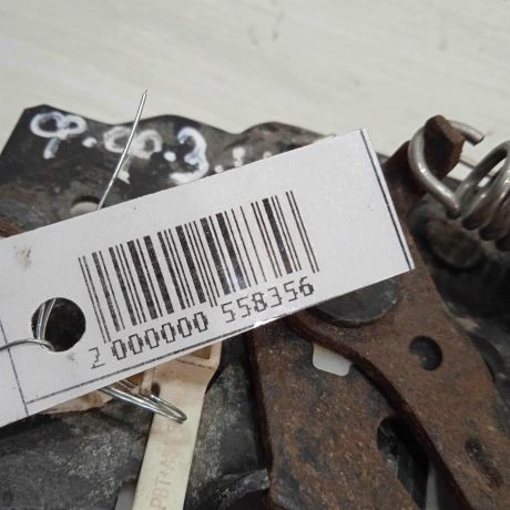 zamok-kapota-ford-focus-3-art-91639-big-2