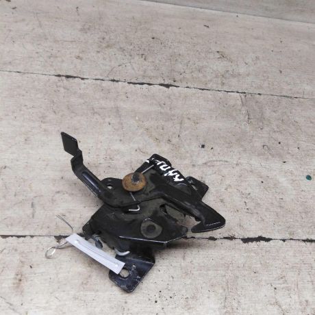 zamok-kapota-hyundai-santa-fe-i-art-91731-big-3