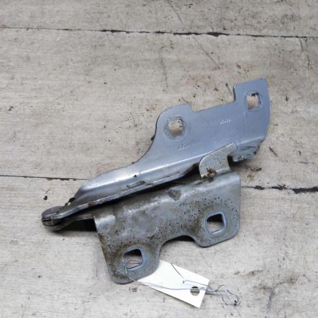 petlia-kapota-levaia-renault-clio-ii-art-91949-big-2