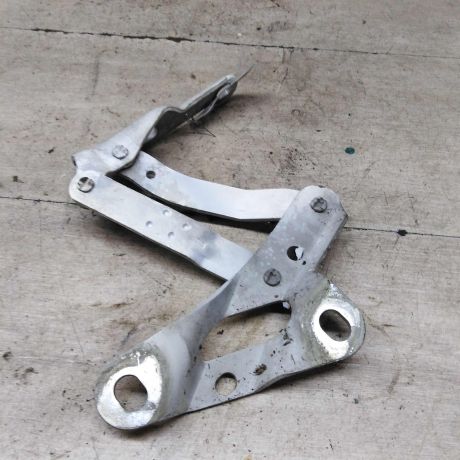 petlia-kapota-pravaia-ford-galaxy-art-91992-big-2