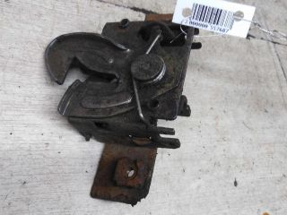 zamok-kapota-ford-galaxy-volkswagen-sharan-seat-alhambra-restailing-art-92066